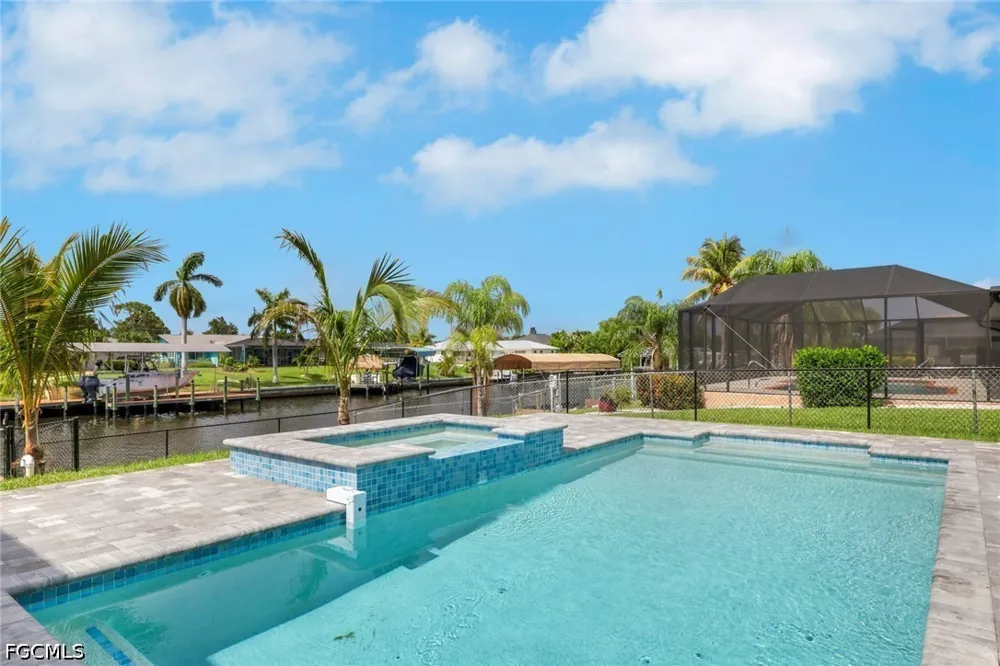 SE 17th Street Cape Coral, FL 33990