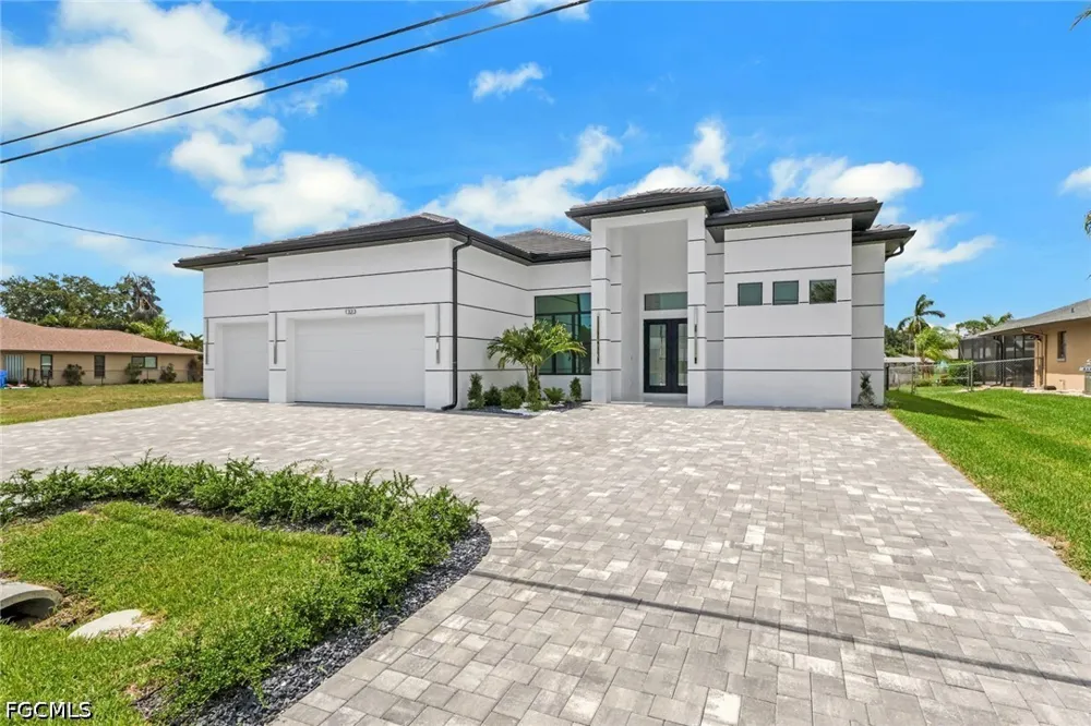 SE 17th Street Cape Coral, FL 33990