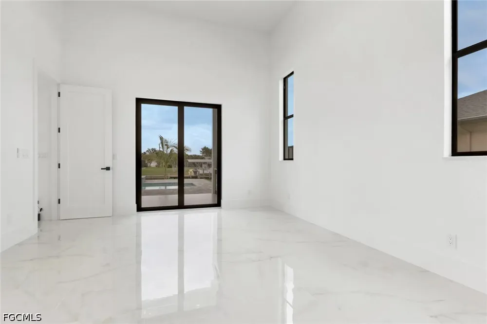 SE 17th Street Cape Coral, FL 33990