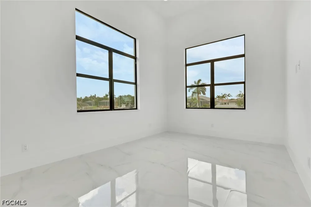 SE 17th Street Cape Coral, FL 33990