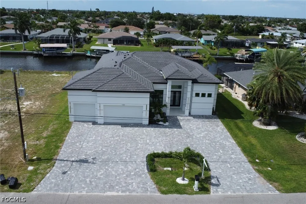 SE 17th Street Cape Coral, FL 33990