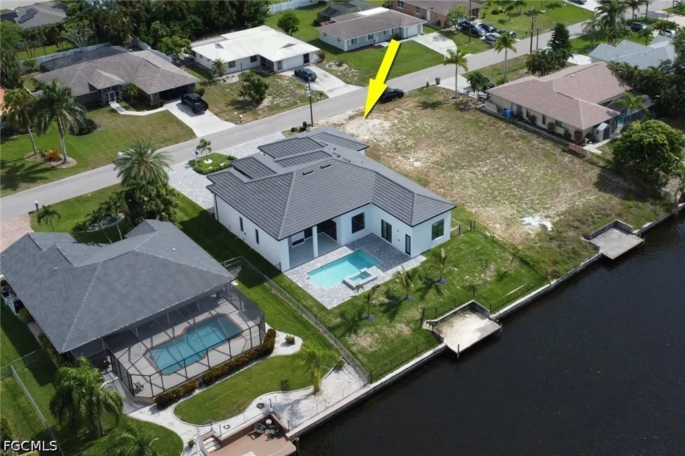 SE 17th Street Cape Coral, FL 33990