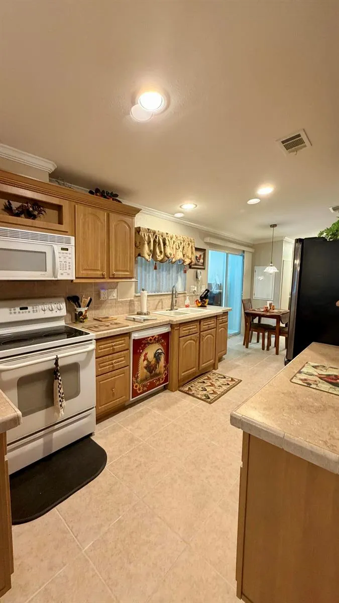 621 Puffin Drive Barefoot Bay, FL 32976