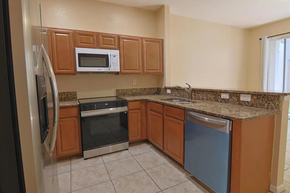 21211 NW 14th Place #3-27 Miami Gardens, FL 33169