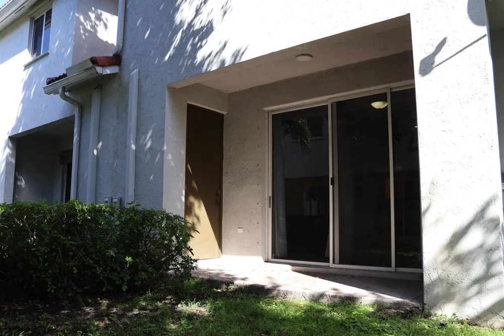 21211 NW 14th Place #3-27 Miami Gardens, FL 33169