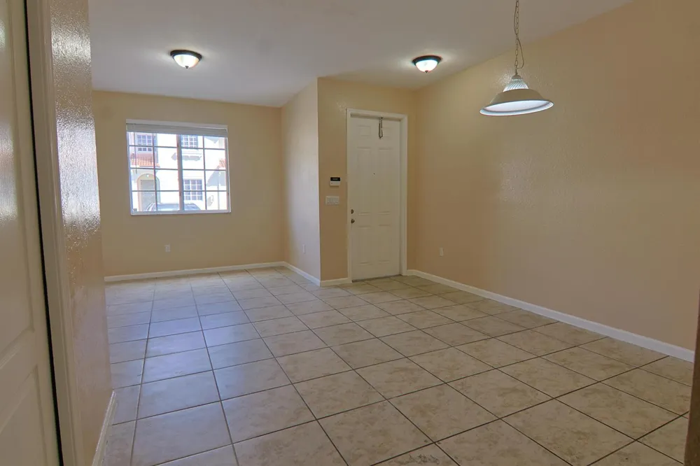 21211 NW 14th Place #3-27 Miami Gardens, FL 33169