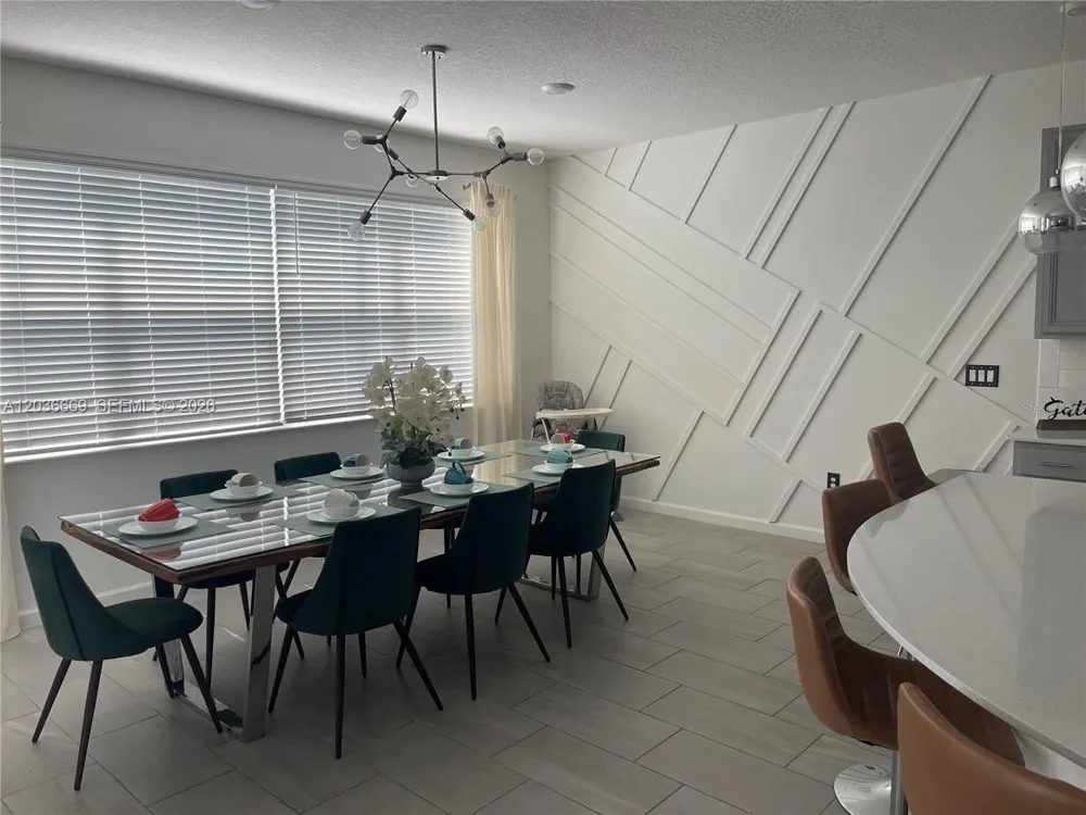 2569 Shanti Dr Kissimmee, FL 34746