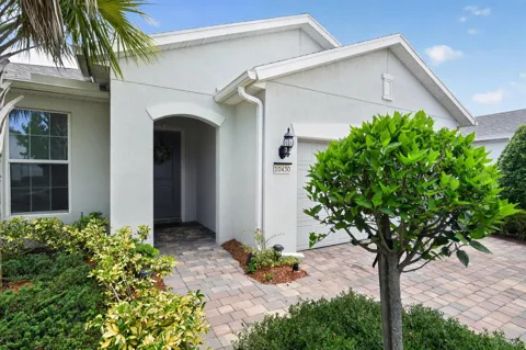 10430 SW Captiva Drive