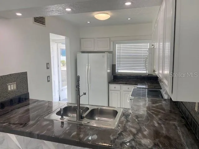 1820 Amberly Avenue #T-10 Orlando, FL 32822