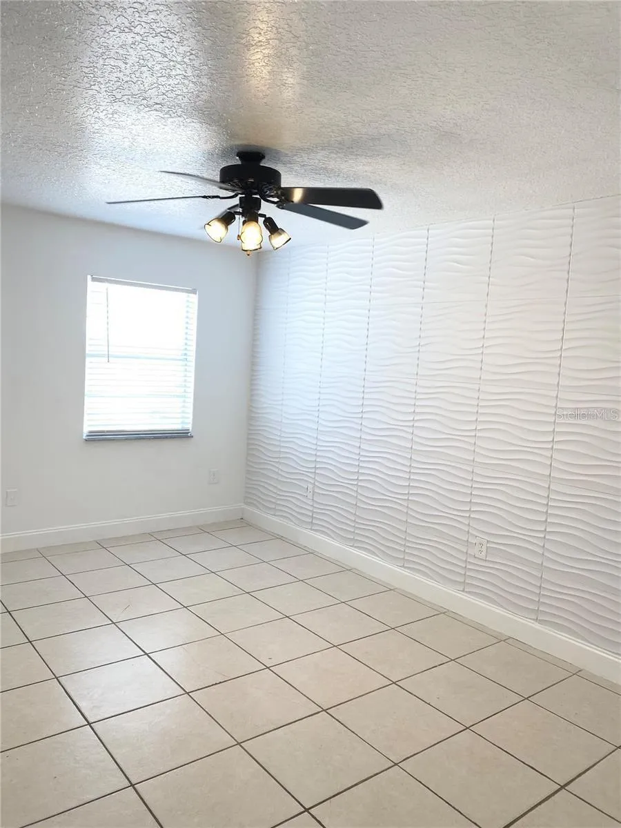 1820 Amberly Avenue #T-10 Orlando, FL 32822