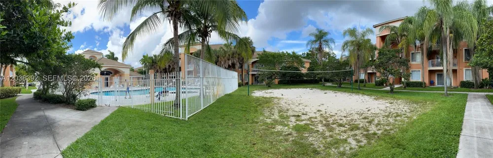 6992 SW 39th St #I101 Davie, FL 33314