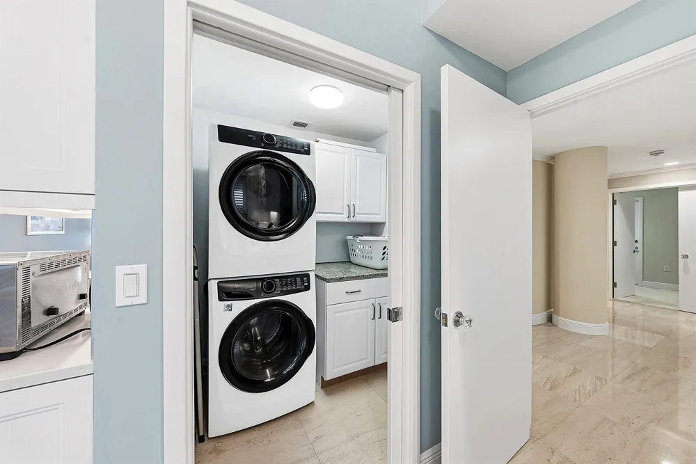 2001 SE Sailfish Point Boulevard #313 Stuart, FL 34996