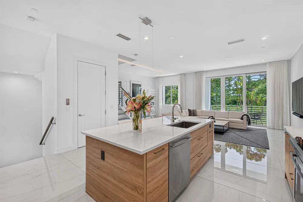 4130 NW 17th Avenue Boca Raton, FL 33431