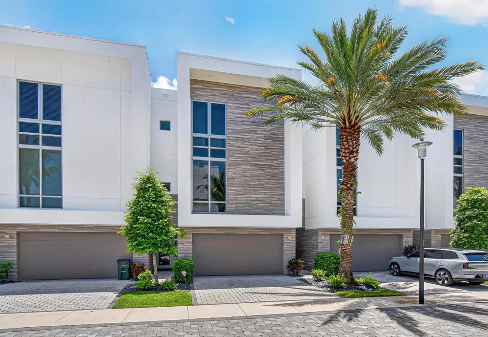 4130 NW 17th Avenue Boca Raton, FL 33431