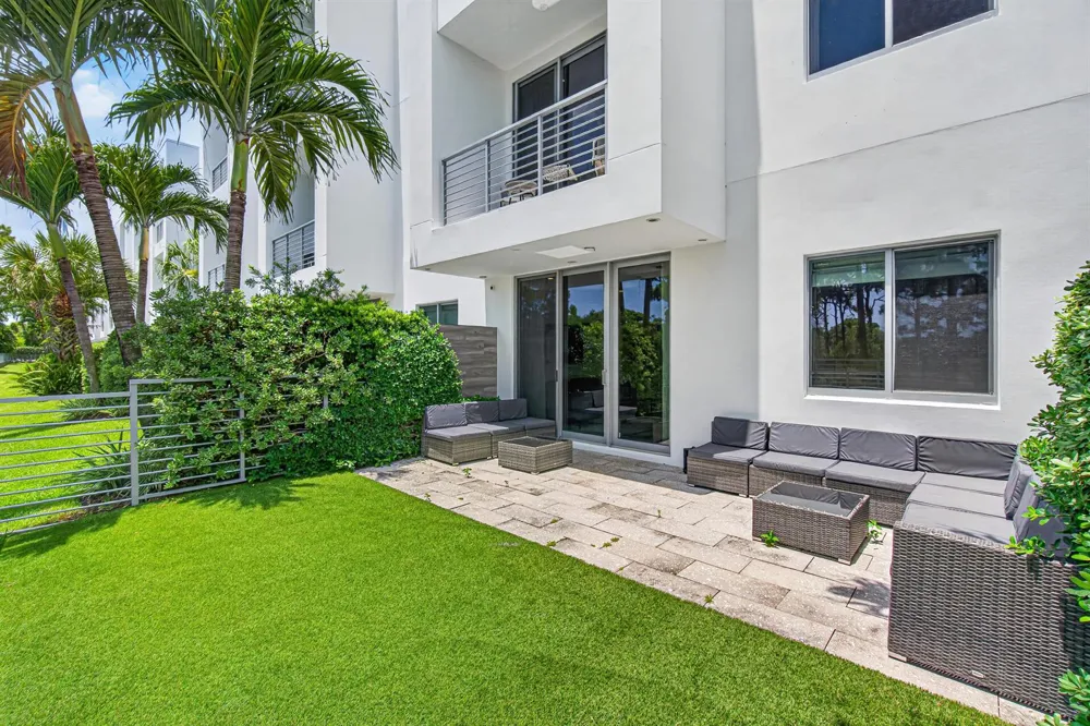 4130 NW 17th Avenue Boca Raton, FL 33431