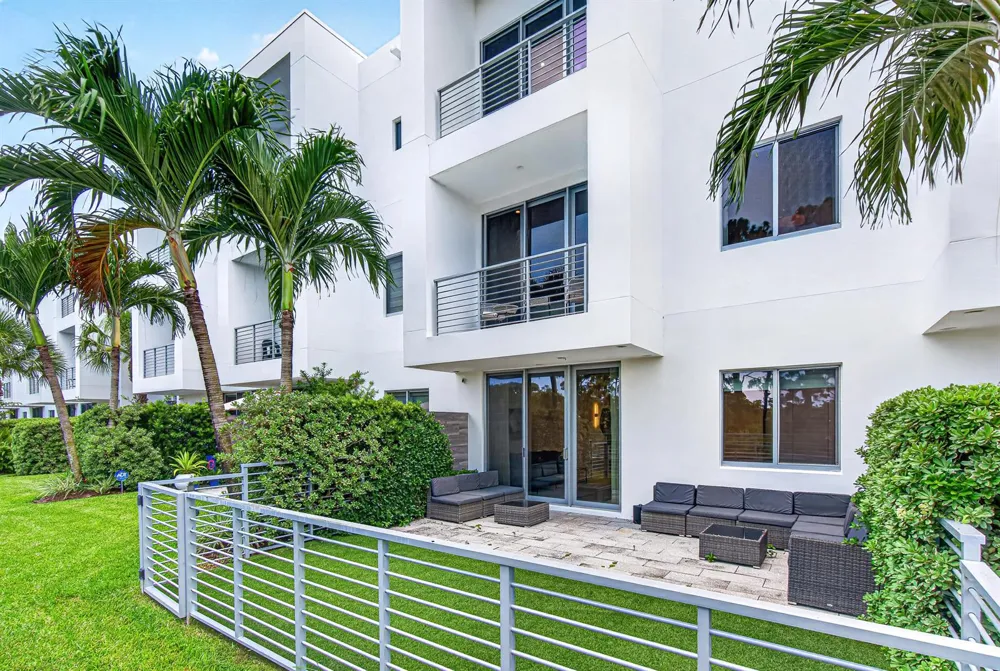 4130 NW 17th Avenue Boca Raton, FL 33431