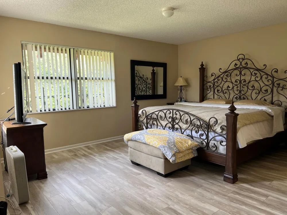 13 Uno Lago Drive Juno Beach, FL 33408