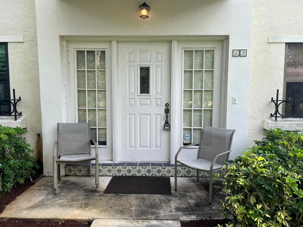 13 Uno Lago Drive Juno Beach, FL 33408