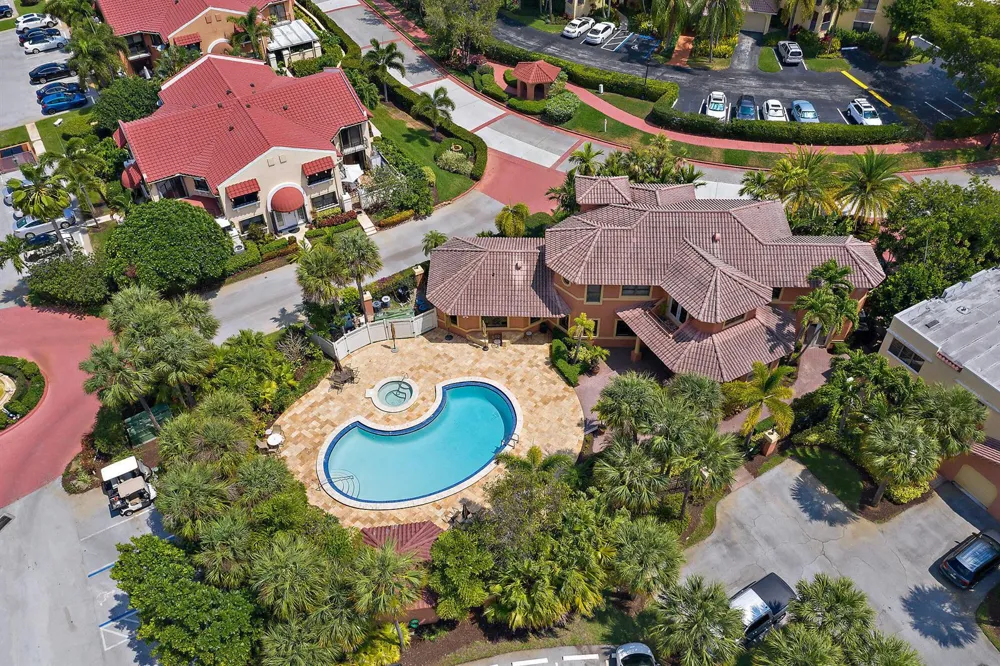 13 Uno Lago Drive Juno Beach, FL 33408