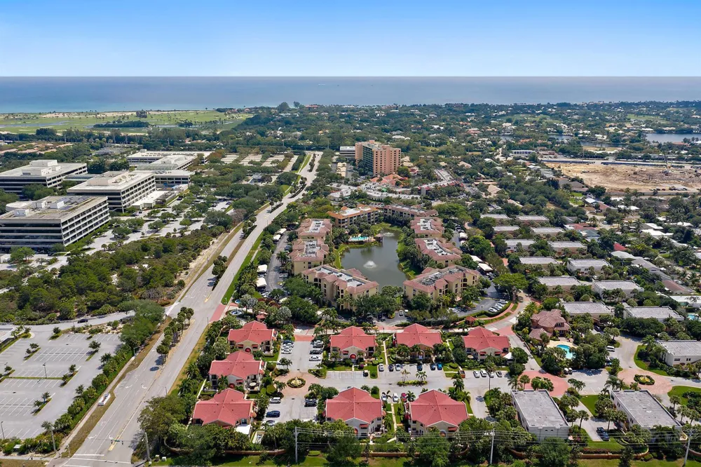 13 Uno Lago Drive Juno Beach, FL 33408