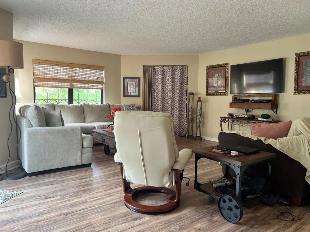 13 Uno Lago Drive Juno Beach, FL 33408