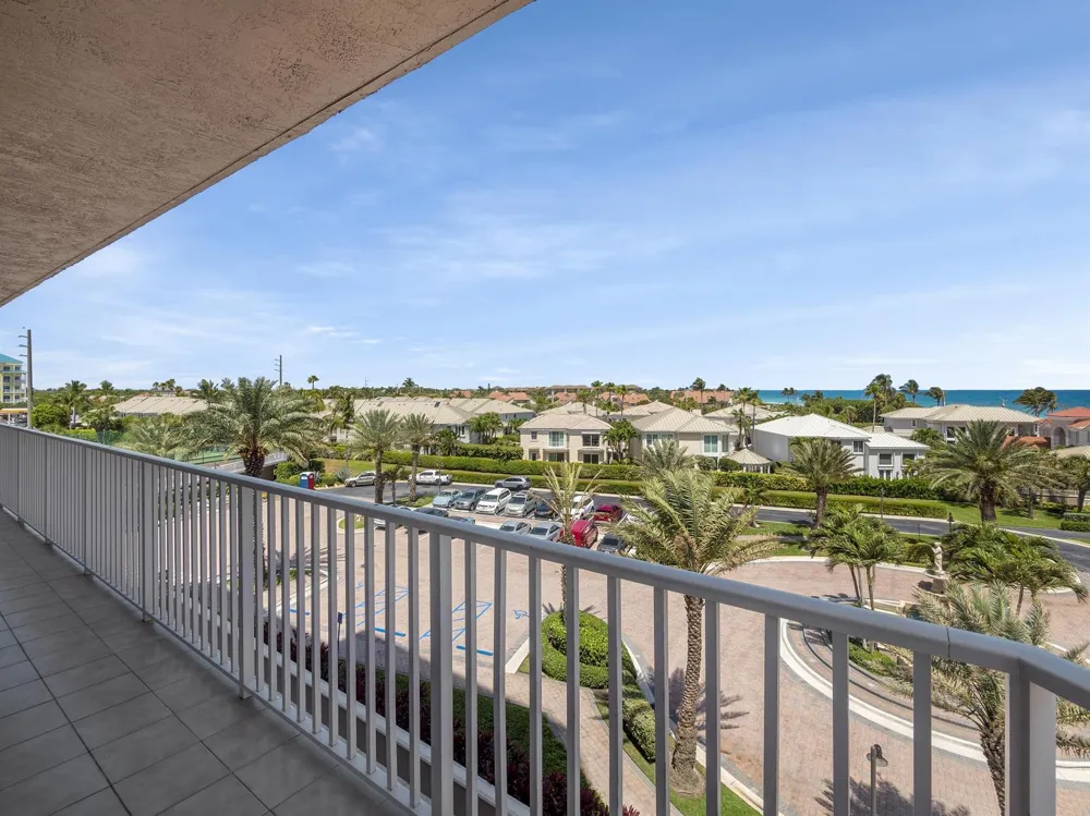 700 Ocean Royale Way #401 Juno Beach, FL 33408
