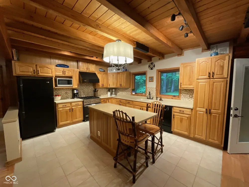 7760 E 290 S Rockville, IN 47872
