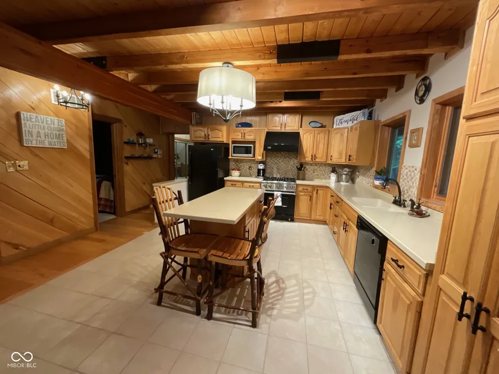 7760 E 290 S Rockville, IN 47872