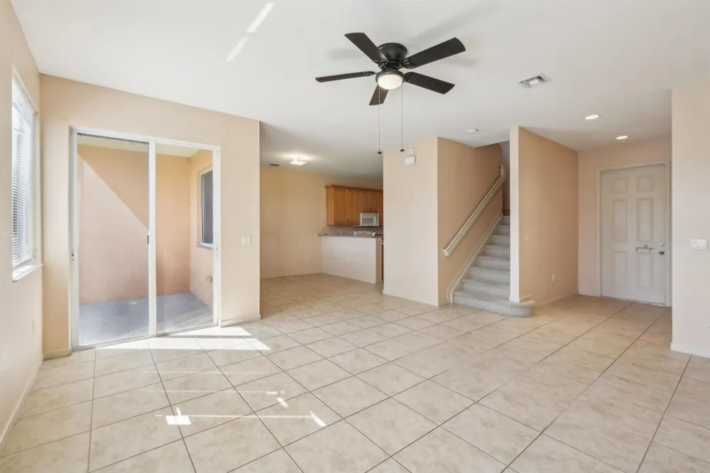 2584 SW Stockbridge Sq Square SW Vero Beach, FL 32962