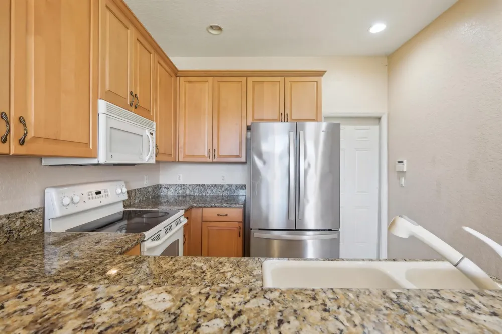 2584 SW Stockbridge Sq Square SW Vero Beach, FL 32962