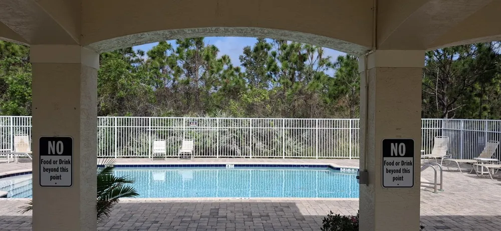 2584 SW Stockbridge Sq Square SW Vero Beach, FL 32962