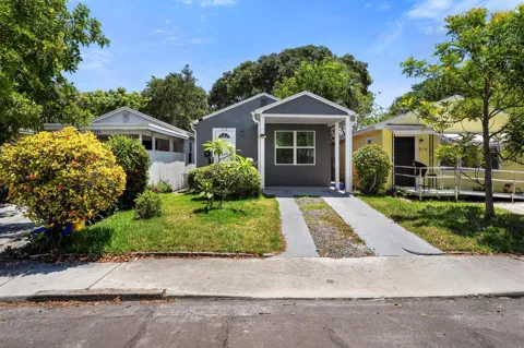 518 C STREET