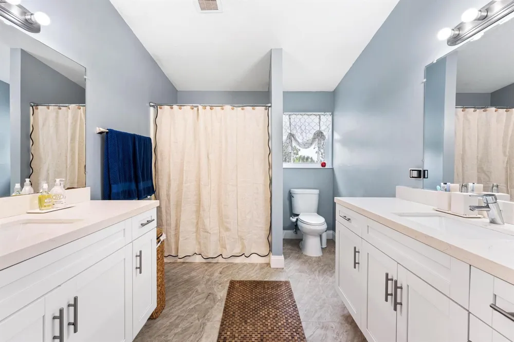 16931 93rd Road Loxahatchee, FL 33470