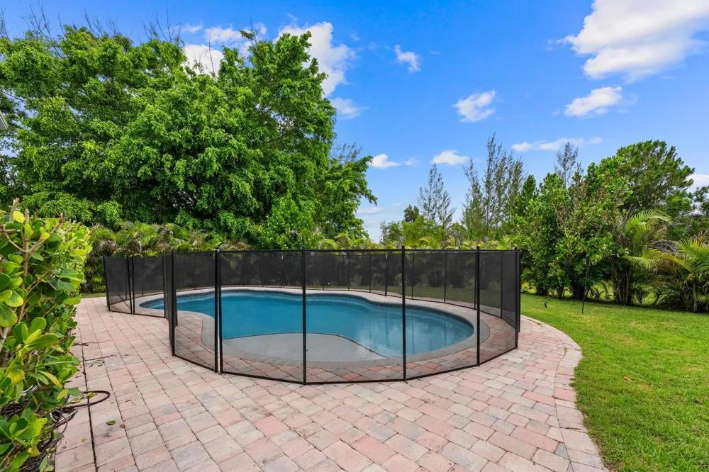 16931 93rd Road Loxahatchee, FL 33470