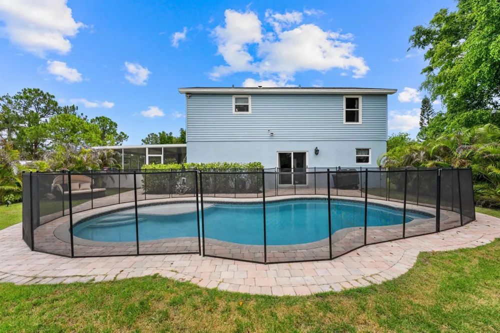 16931 93rd Road Loxahatchee, FL 33470