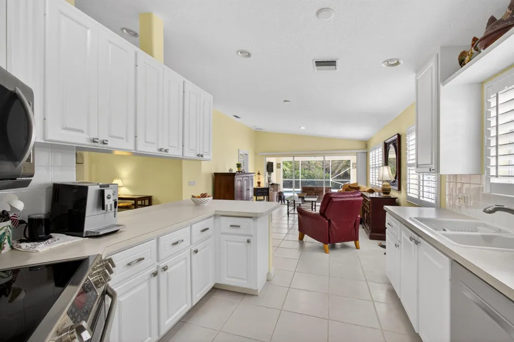 8522 SE Retreat Drive Hobe Sound, FL 33455
