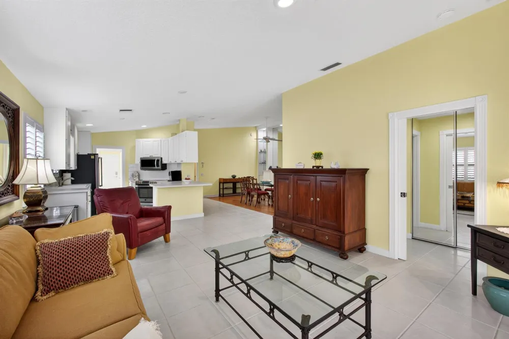 8522 SE Retreat Drive Hobe Sound, FL 33455