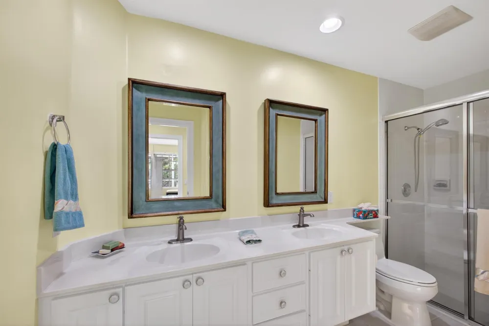 8522 SE Retreat Drive Hobe Sound, FL 33455