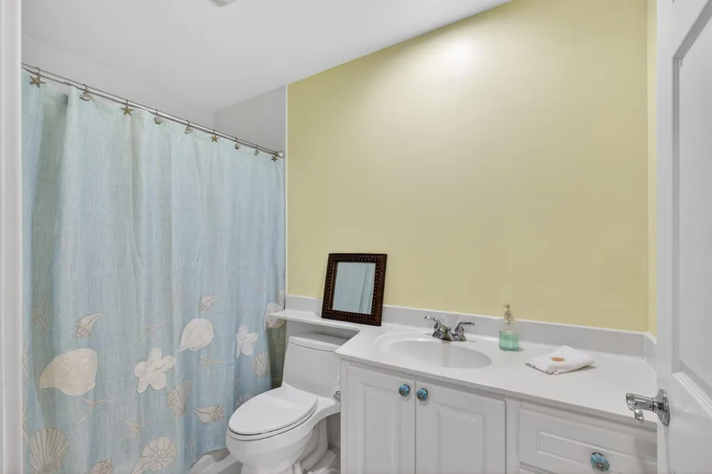 8522 SE Retreat Drive Hobe Sound, FL 33455