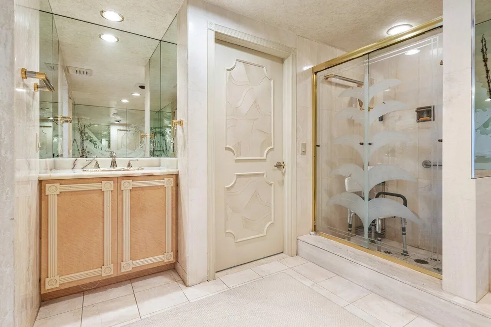 4201 Ocean Boulevard #1801 Boca Raton, FL 33431