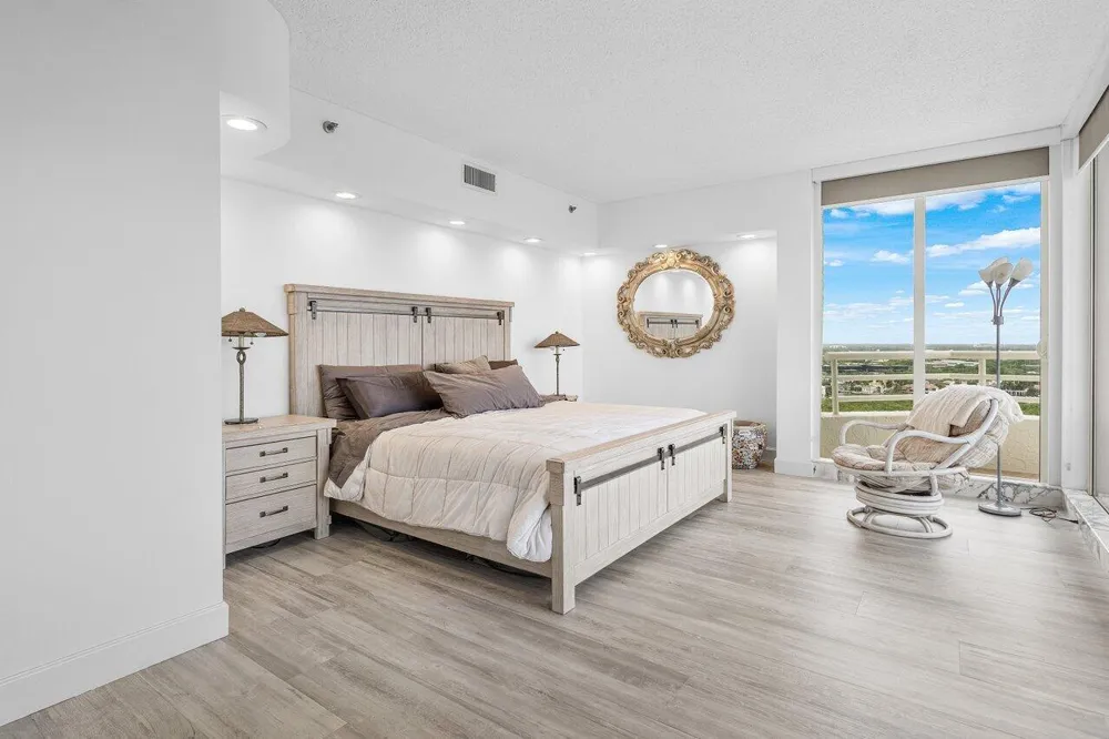 4201 Ocean Boulevard #1801 Boca Raton, FL 33431