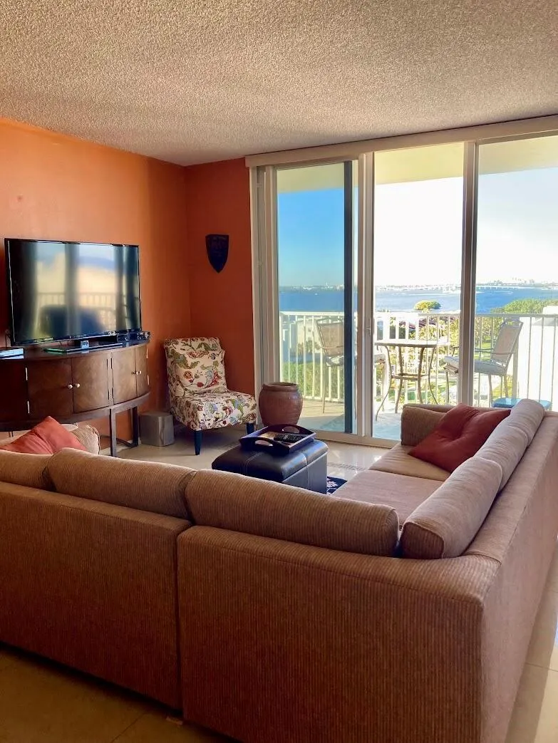 3540 S Ocean Boulevard #912 South Palm Beach, FL 33480