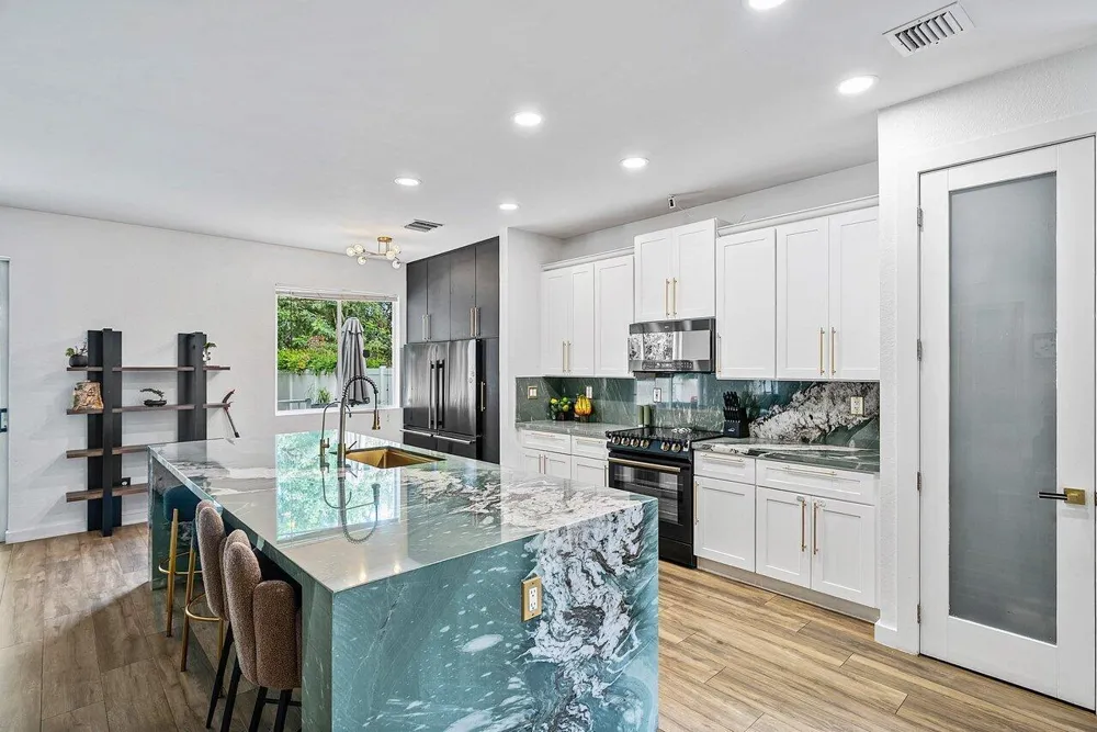 10223 Boca Vista Drive Boca Raton, FL 33498