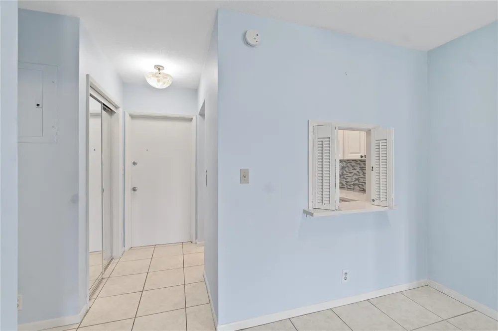 2050 NE 39th Street #302e Lighthouse Point, FL 33064