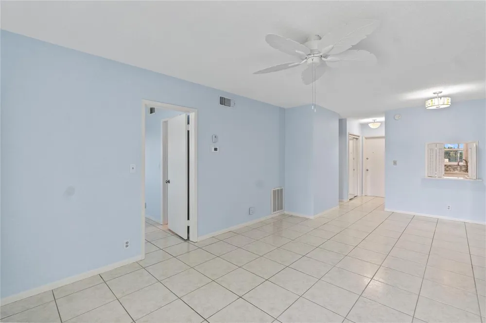 2050 NE 39th Street #302e Lighthouse Point, FL 33064