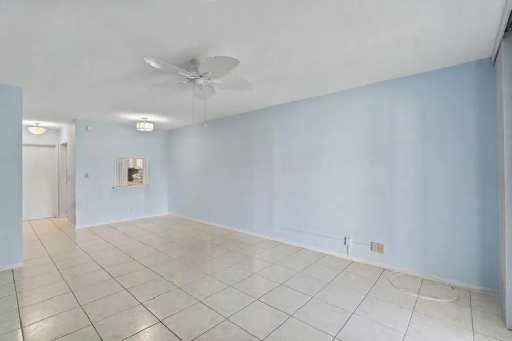 2050 NE 39th Street #302e Lighthouse Point, FL 33064