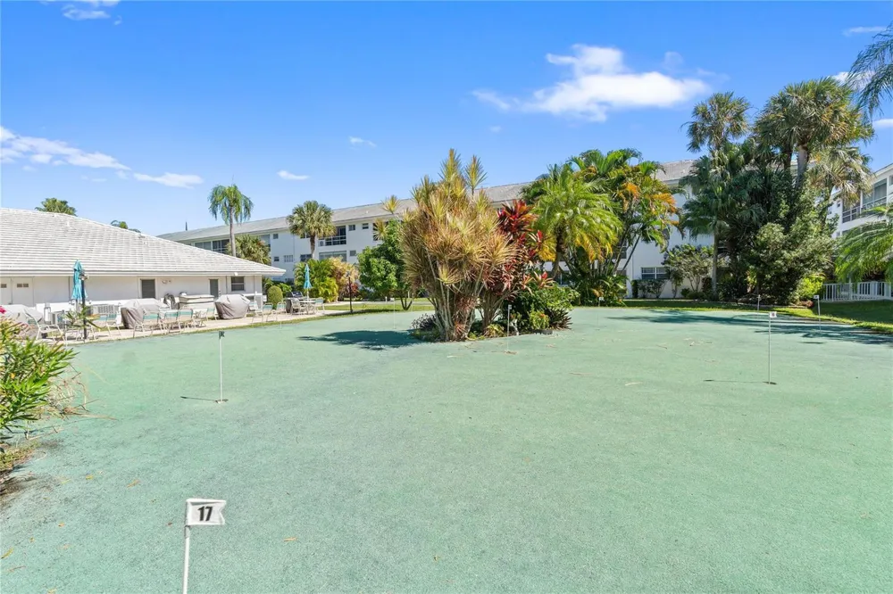 2050 NE 39th Street #302e Lighthouse Point, FL 33064