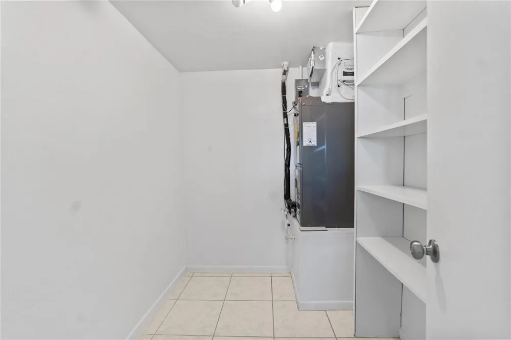 2050 NE 39th Street #302e Lighthouse Point, FL 33064
