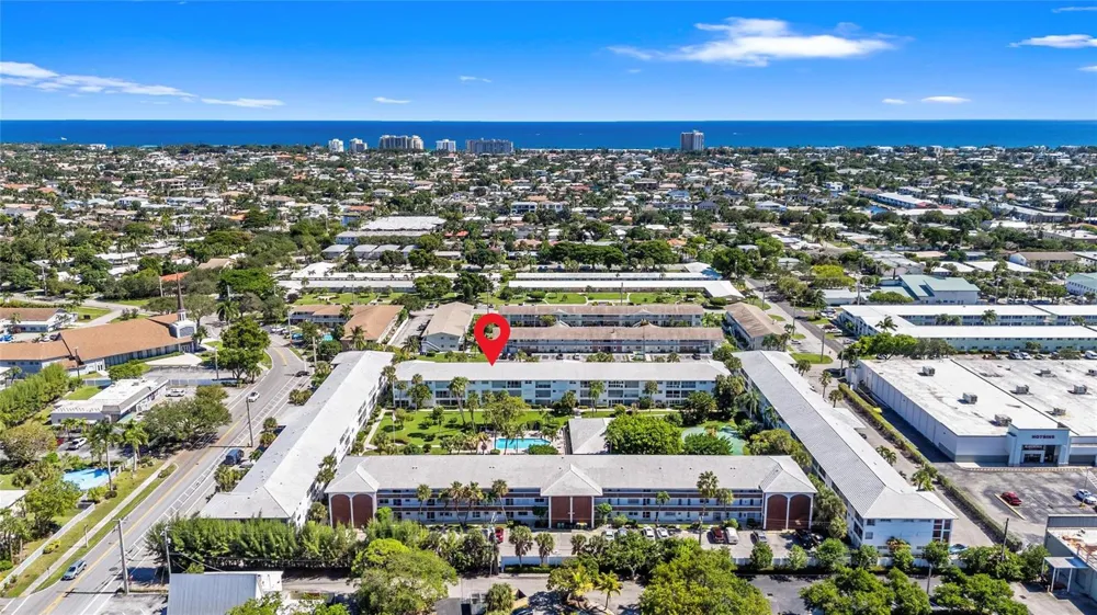 2050 NE 39th Street #302e Lighthouse Point, FL 33064