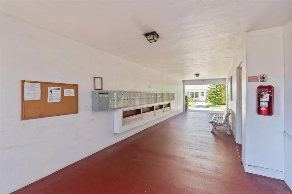 2050 NE 39th Street #302e Lighthouse Point, FL 33064